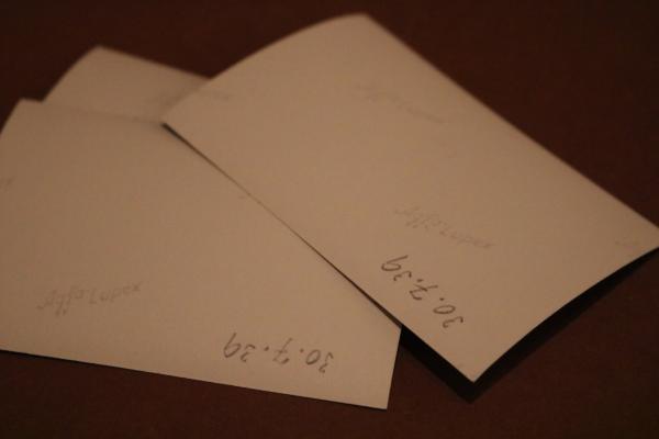 drei alte Fotos Familie am Strand - Strandkörne - Hakenkreuzfahne, Wimpel - Mädel, Pimpf 1939